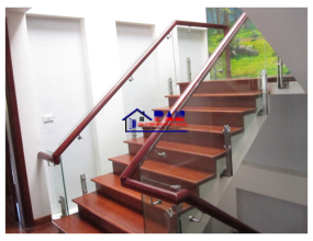 Thi công cầu thang kính cường lực giá tốt Bình Dương