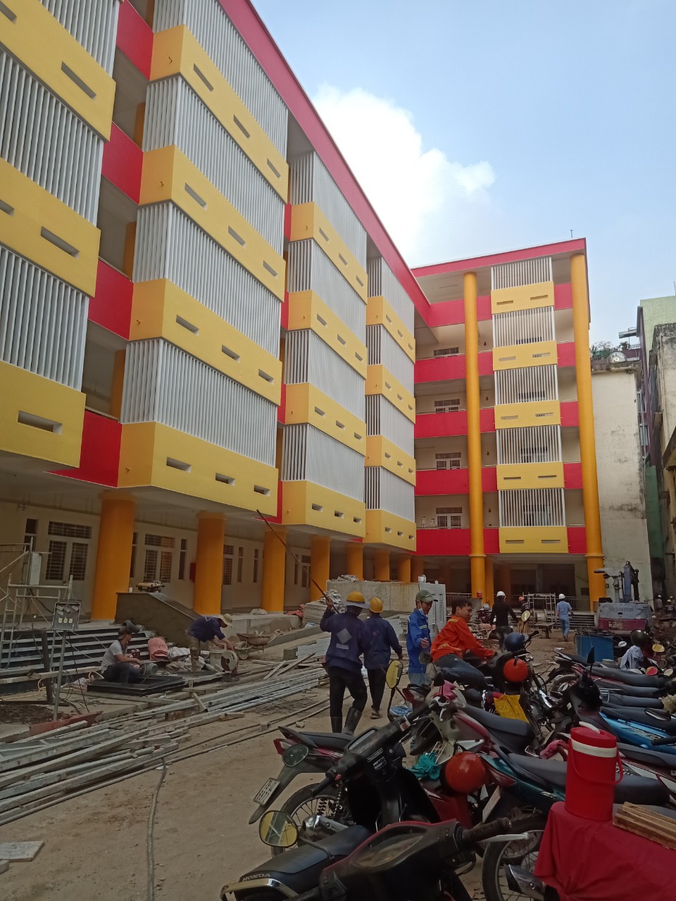 Công Ty TNHH Nhôm Kính Phúc An Khang 