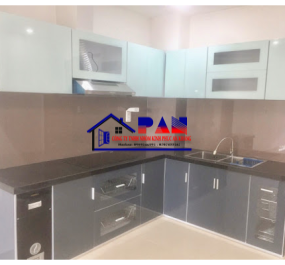 TỦ BẾP NHÔM KÍNH 005