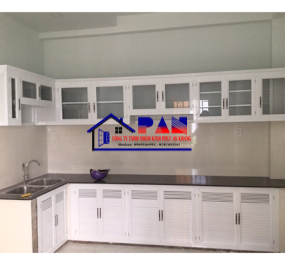 TỦ BẾP NHÔM KÍNH CHỮ L