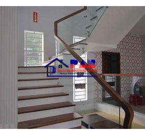 CẦU THANG KÍNH CƯỜNG LỰC 004