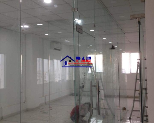 VÁCH NGĂN KÍNH CƯỜNG LỰC VĂN PHÒNG (2)